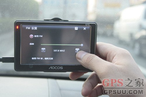 4.7寸屏专业导航仪 奥可视M52“3D路口”版上市